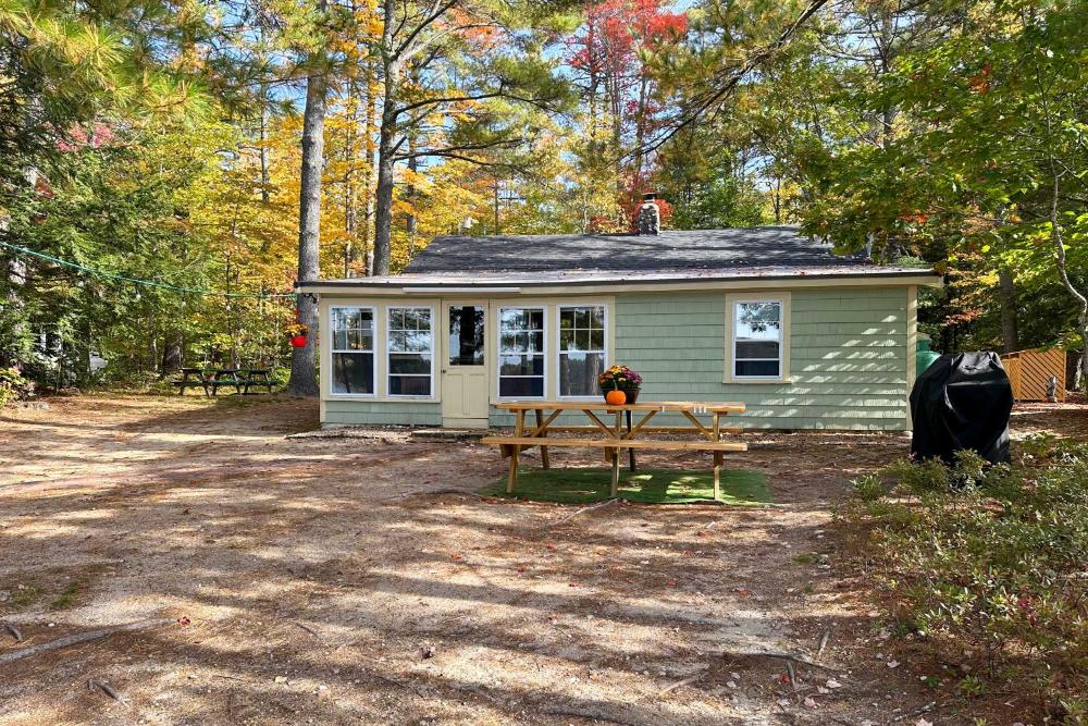 Lake Ivanhoe Family Escape with Fire Pit!
